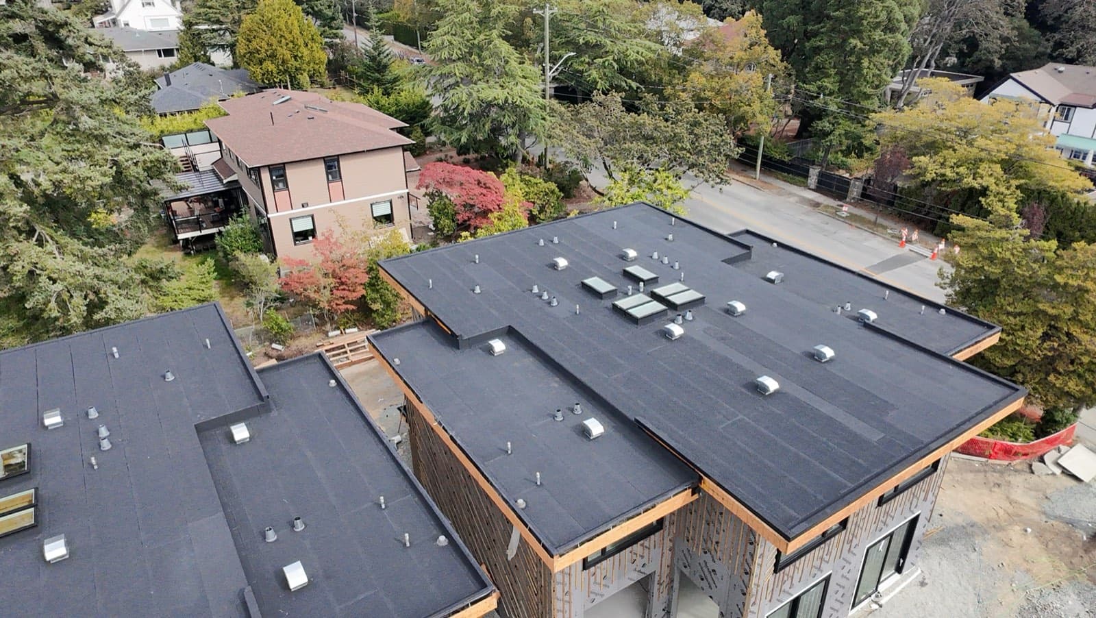 Mid-Century Flat Re-Roof, North Van, photo 2
